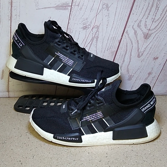 Adidas NMD R1 V2 - Picture 1 of 15